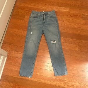 Madewell “The Perfect Vintage Jean” size 25P. Light wash color.